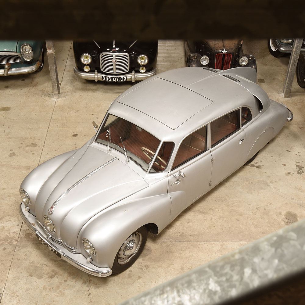 Classic car storage in Gloucestershire